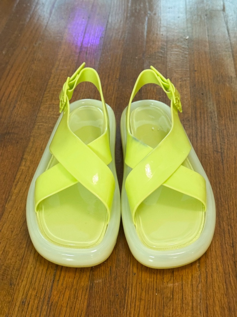 Tory Burch Neon Green Yellow Crisscross Jelly sandal US size 8 W